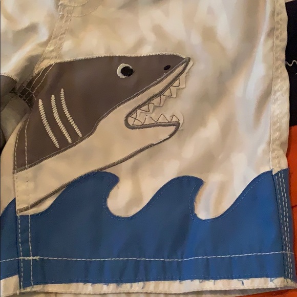 Baby Gap Swim Shorts - Picture 2 of 8